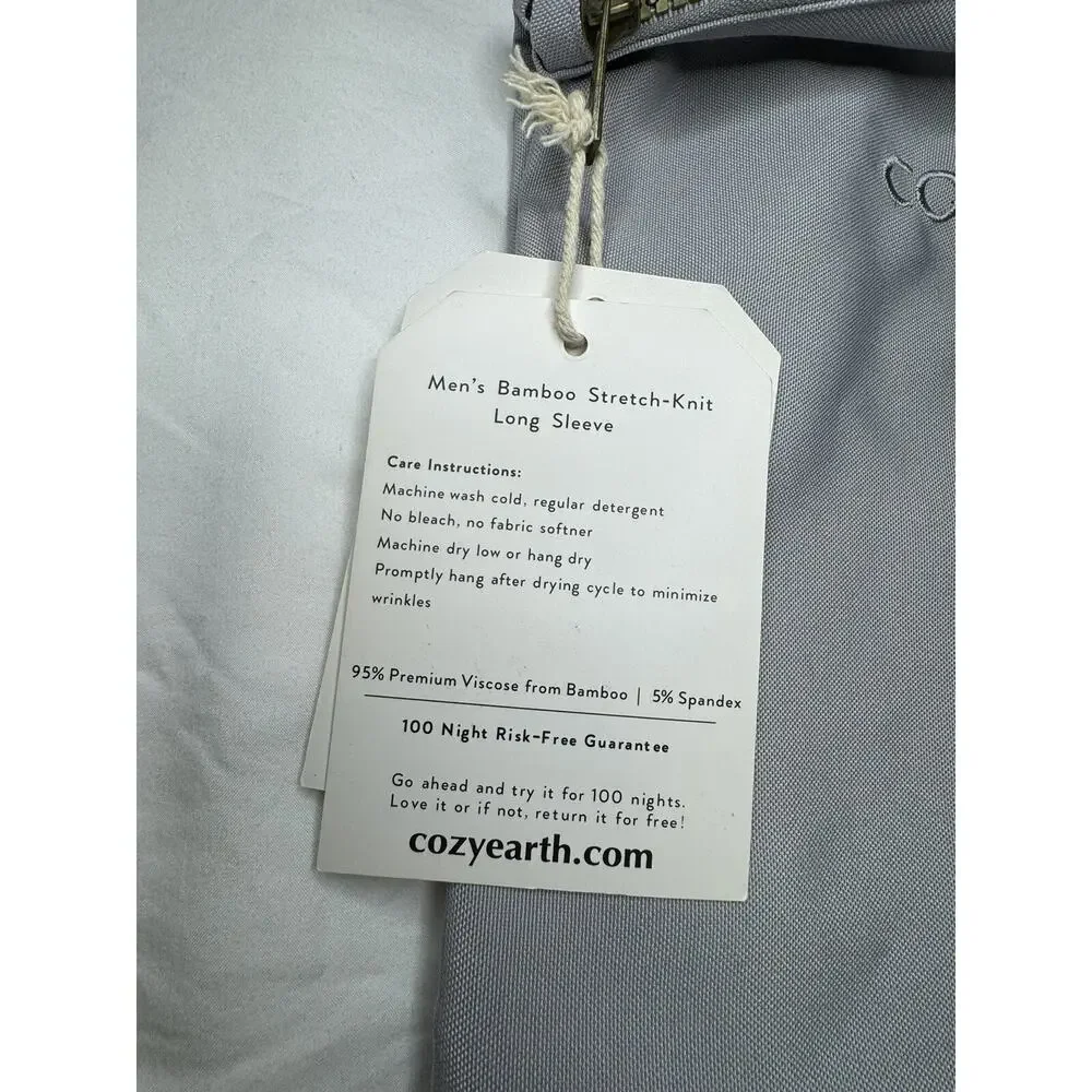 NWT Cozy Earth Gray Or Cream Colored Zippered Protective Dust Bags